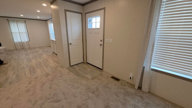 Building Photo - 175 N Michigan Ave