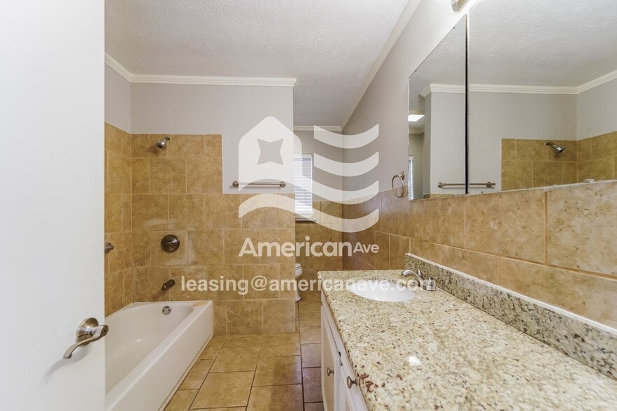 Building Photo - 3135 Bilgray Dr