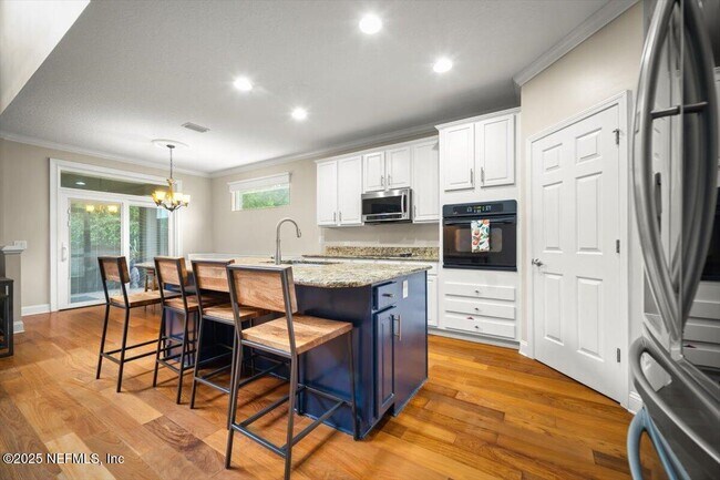 Building Photo - 7813 Mt Ranier Dr