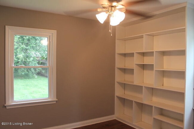 Building Photo - Beautiful 3 Bedroom 1 Bathroom Home Located In Valley Station