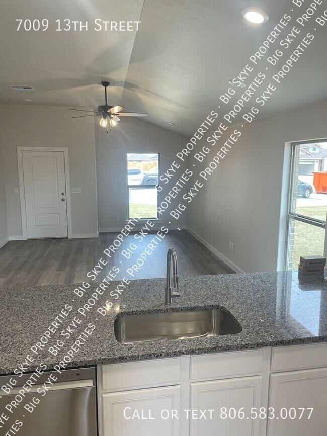 Building Photo - 7009 13th St