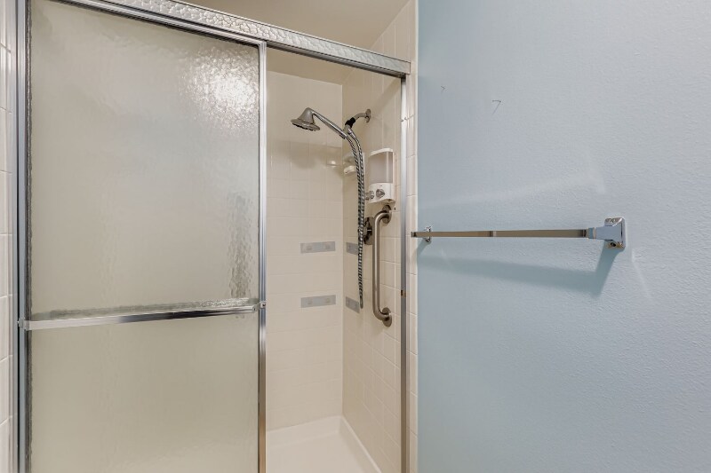 Building Photo - 14102 E Linvale Pl