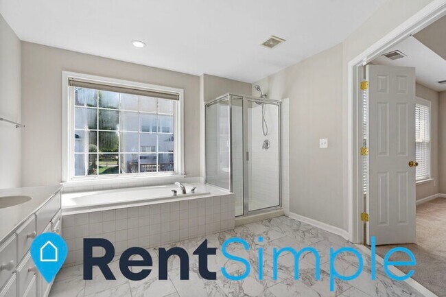 Building Photo - 6011 Smooth Stone Pl