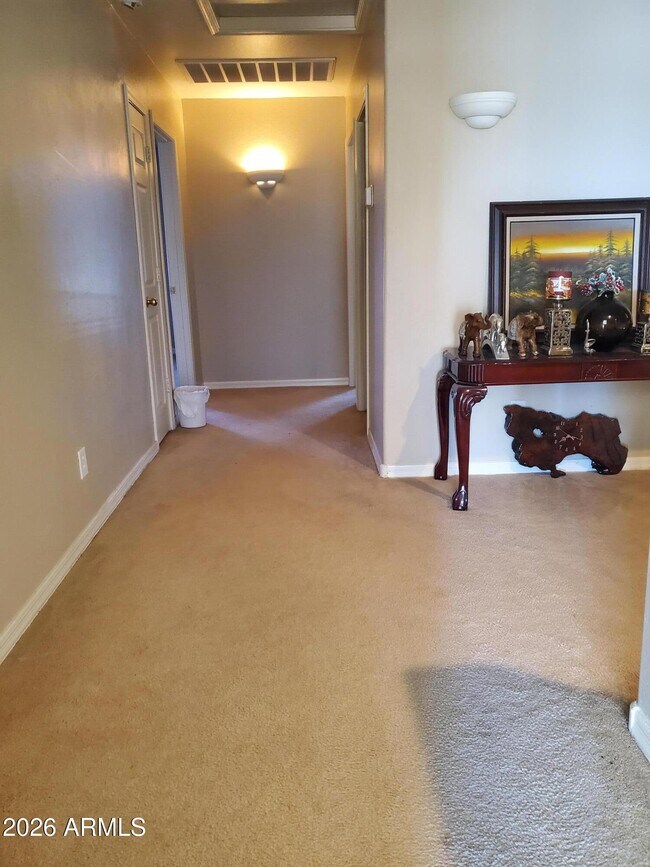 Building Photo - 1277 W Falls Canyon Dr