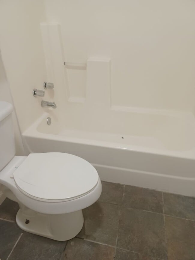 Building Photo - Oceana Duplex