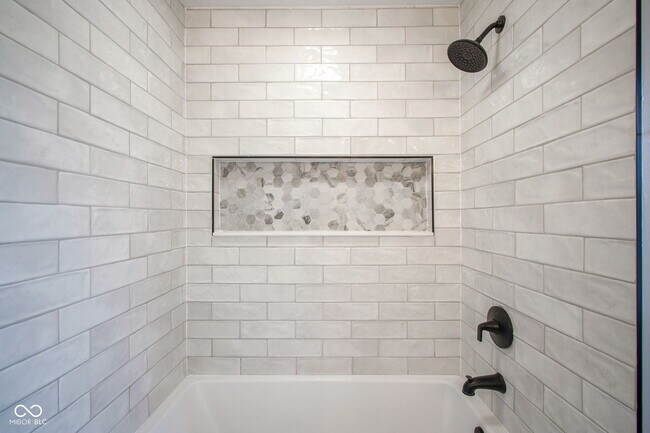 Building Photo - 4018 Ivory Ct