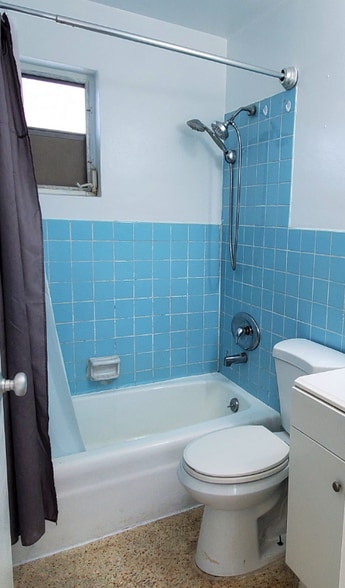 Building Photo - 701 124th Street Gulf