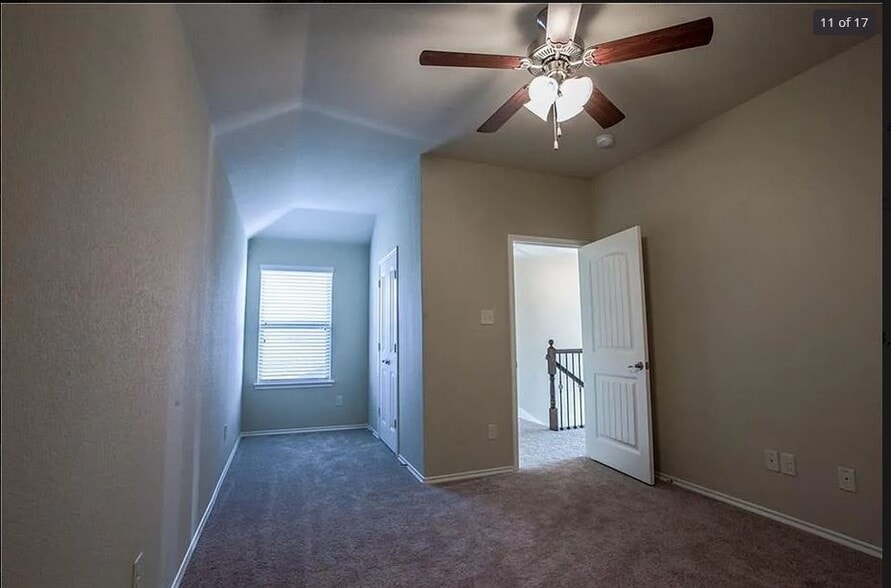 Building Photo - 616 Crowell Dr