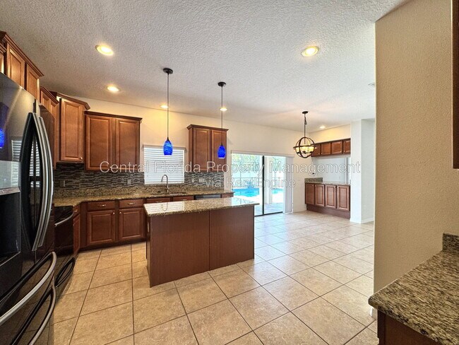 Building Photo - 2890 Spring Breeze Way