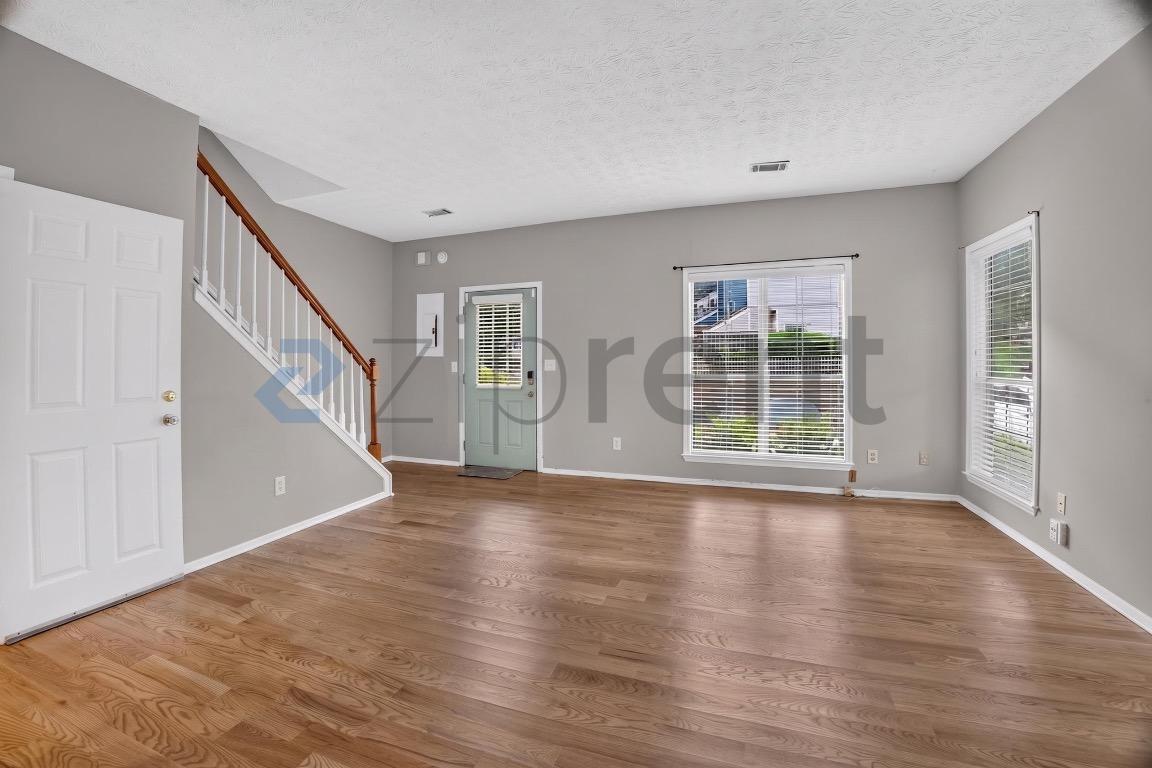Building Photo - Unit N/A