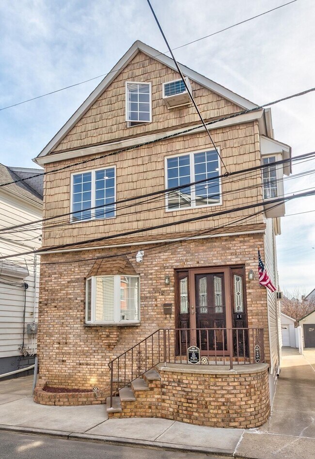 Building Photo - 12 Obrien Ct