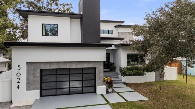 Building Photo - 3624 S Gardenia Ave