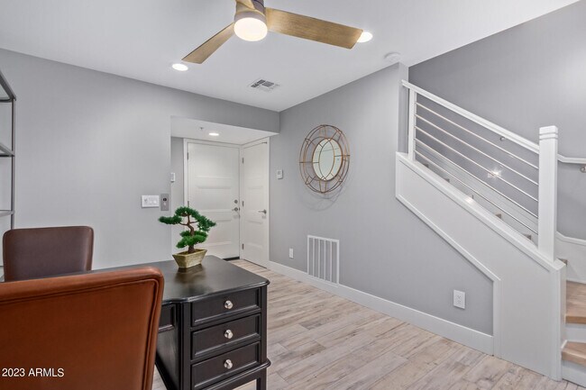 Building Photo - 7550 E Osborn Rd