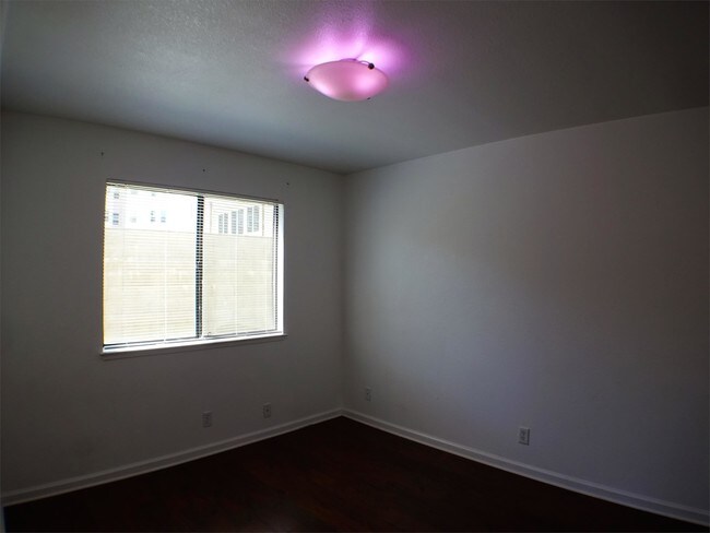 Building Photo - 1114 Nord Ave