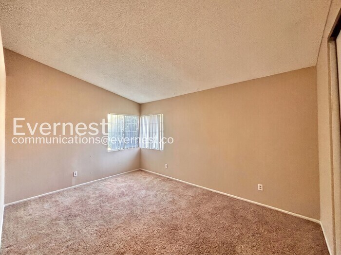 Building Photo - 30440 Milky Way Dr