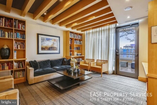 Building Photo - 475 K St NW