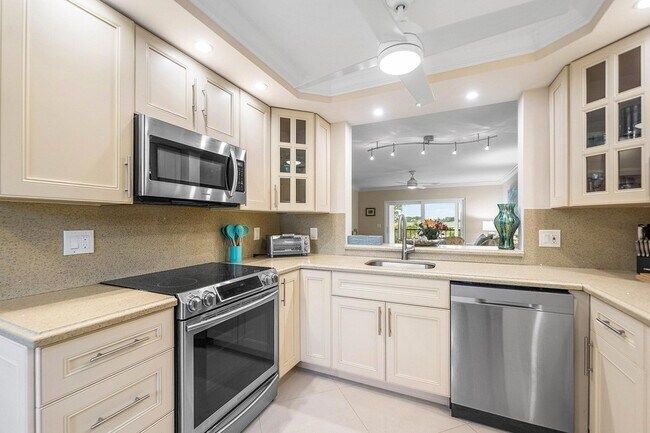 Building Photo - 7286 Huntington Ln