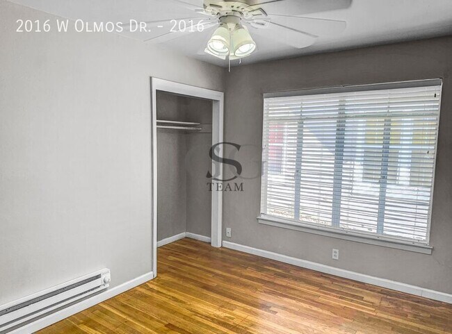 Building Photo - 2016 W Olmos Dr