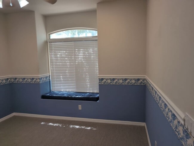 Building Photo - 2132 N Canyon Greens Cir