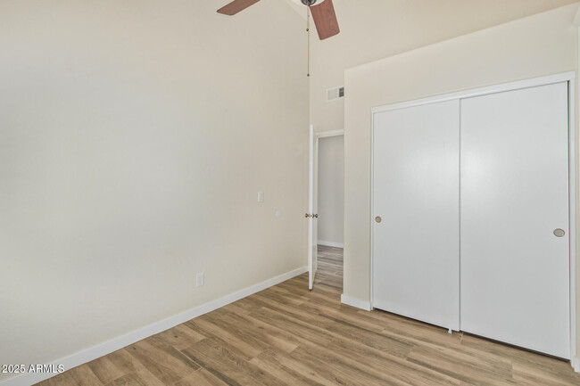 Building Photo - 18208 N 45th St
