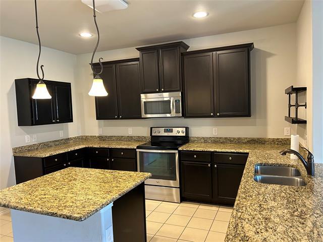 Building Photo - 4607 Cormorant Dr