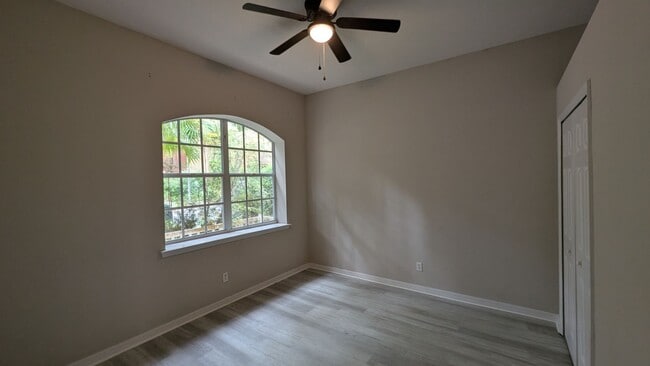 Building Photo - Beautiful 3/2 in Fiddlers Cove