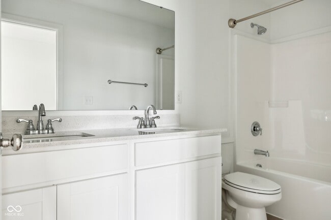 Building Photo - 17255 Gresham Ln