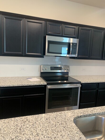 Building Photo - 2415 Chinook Way