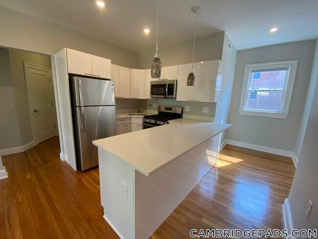 Building Photo - 20 JFK St.