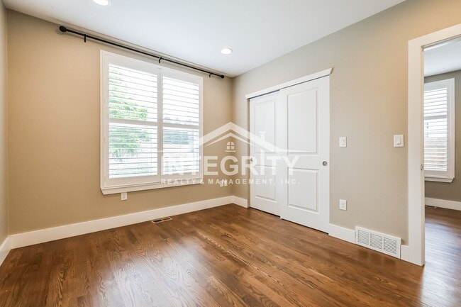 Building Photo - 3622 W 29th Ave