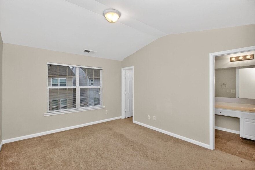 Building Photo - 837 Crestwell Cir