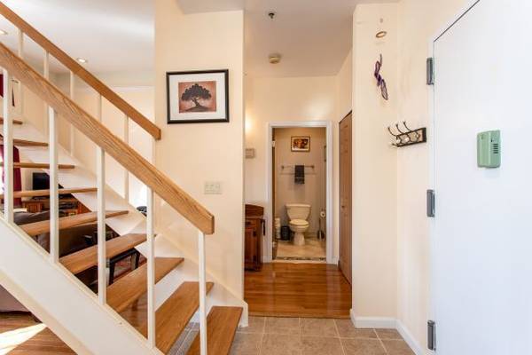 Building Photo - 1701 Crompond Rd