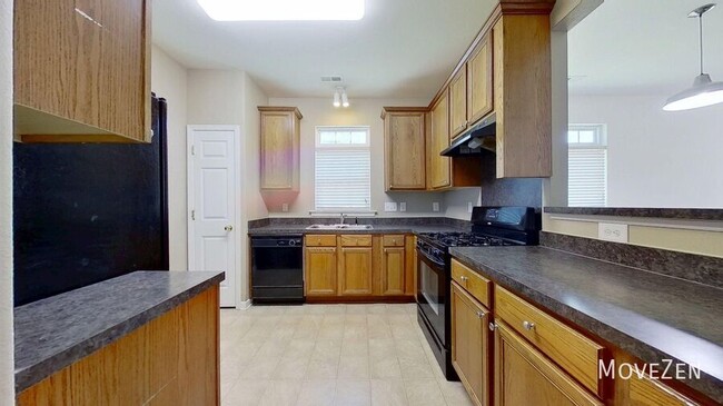 Building Photo - 5932 Hollow Wood Ct