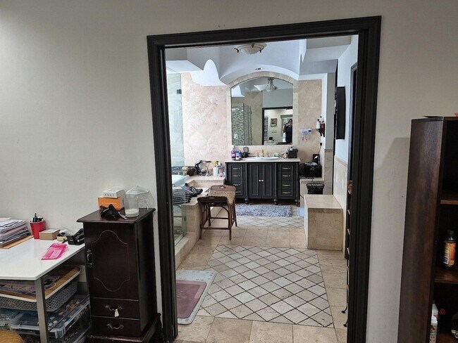 Building Photo - 11081 SW 30th Ct