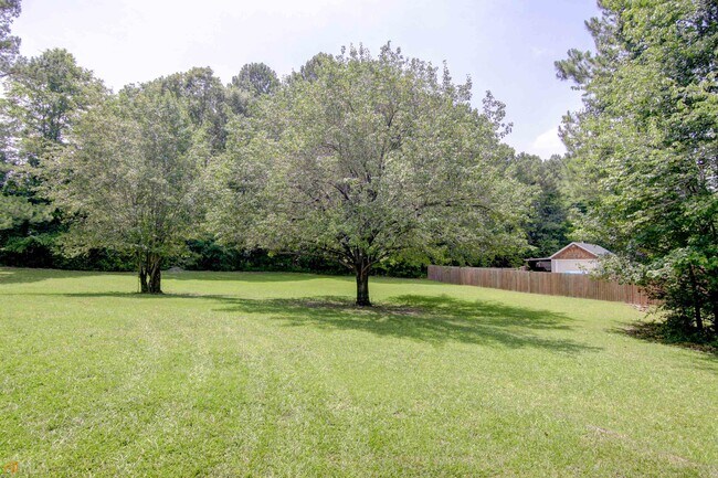 Building Photo - 180 Fairfield Cir