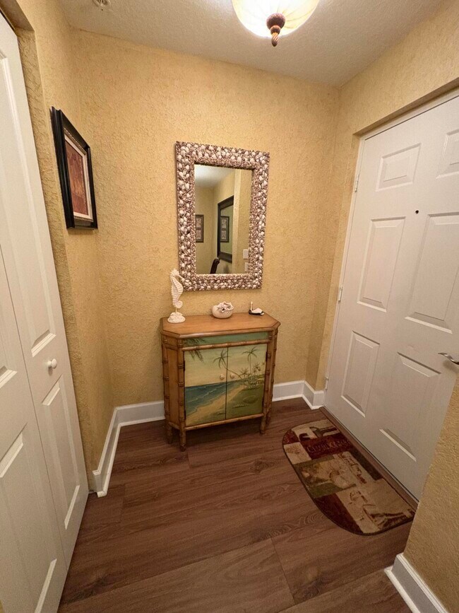 Building Photo - 2419 Renaissance Way