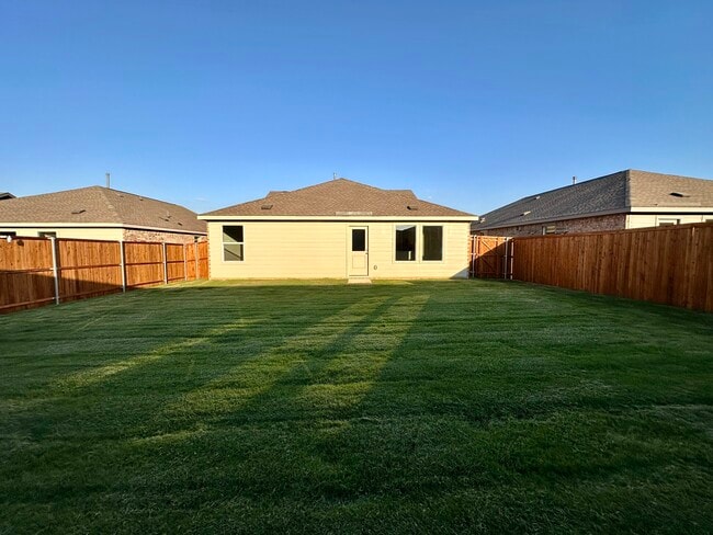 Building Photo - 2020 Welsh Ln