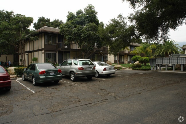 Building Photo - Fran Apartments