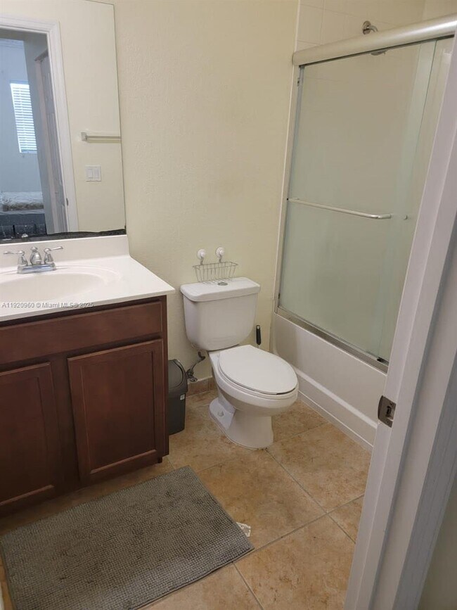 Building Photo - 10870 NW 88th Terrace