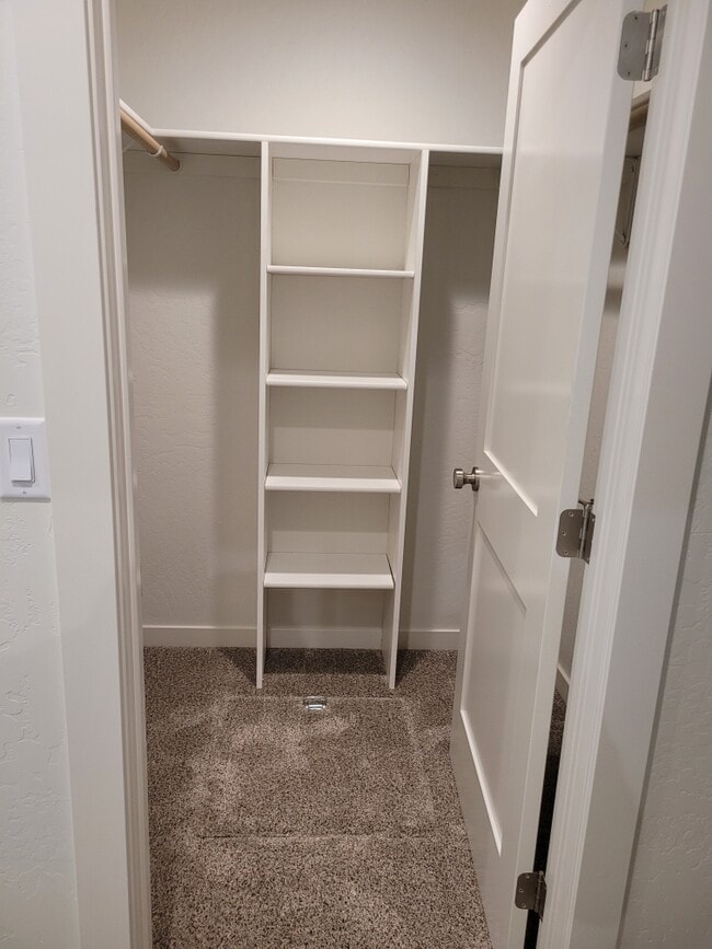 Building Photo - 228 E Spokane Ave