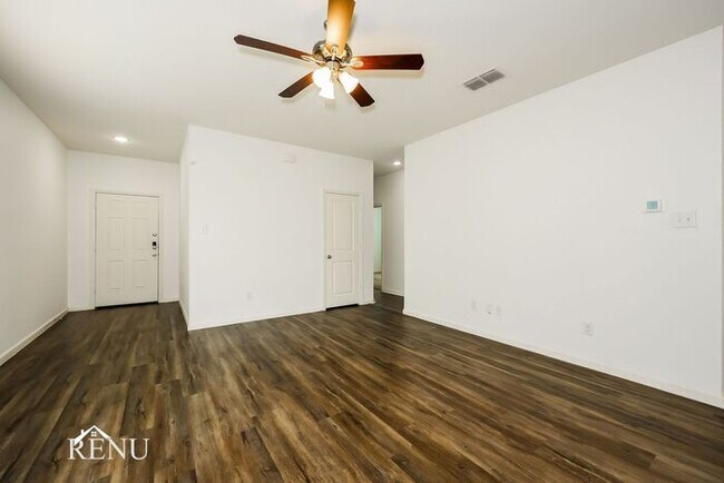 Building Photo - 6029 Mojave Dr