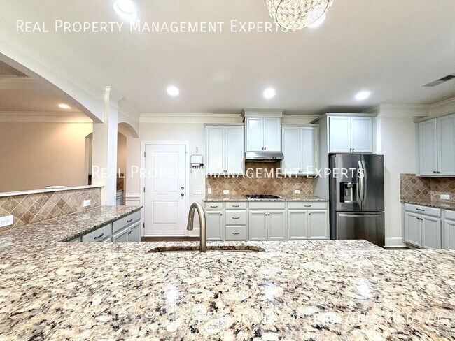 Building Photo - 9416 Scorpio Ln