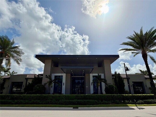 Building Photo - 4740 NW 84th Ct