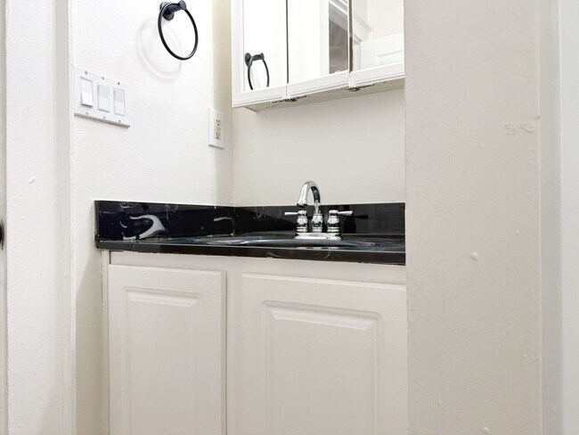 Building Photo - 313-313 NW Martin Luther King Jr Blvd