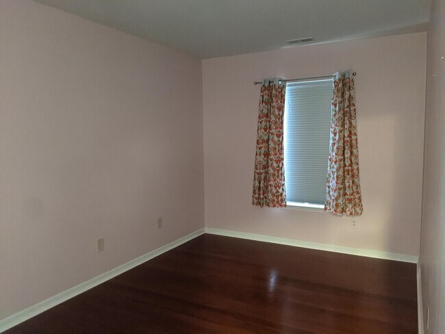 Building Photo - 11730 Mezzanine Dr