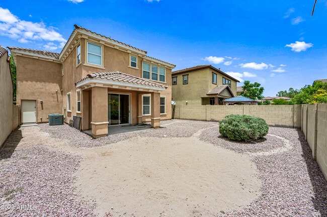 Building Photo - 1165 E Gail Dr