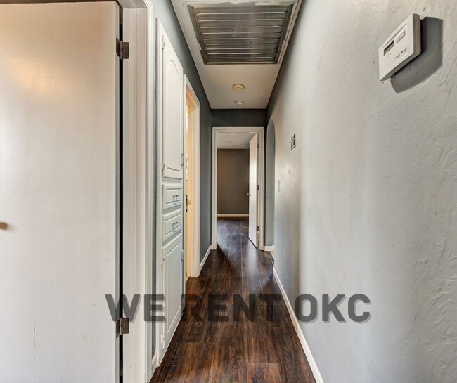 Building Photo - 11308 Bel Air Pl