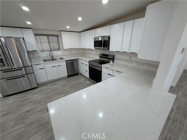 Building Photo - 3590 Buchanan St