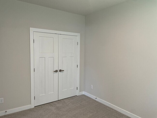 Building Photo - 2116 Sounders Ln NE