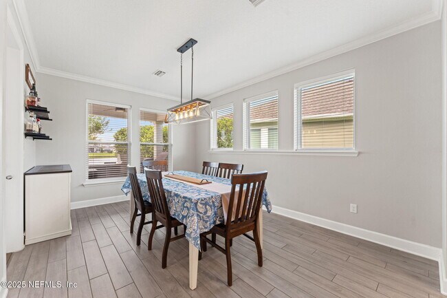 Building Photo - 324 Windley Dr